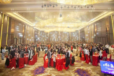 “共攜手，贏未來”—— 河源市商業中心2020年終商戶答謝晚宴圓滿落幕